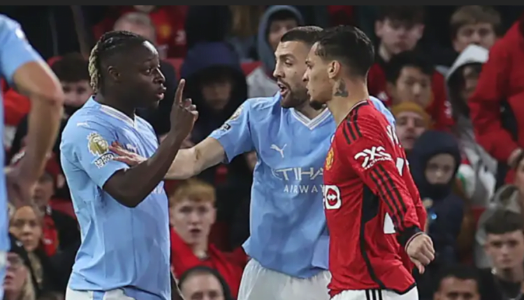 Absolutely Ridiculous, Embarrassing: Gary Neville Slams Man Utd Winger Antony for Reckless Tackle on Jeremy Doku