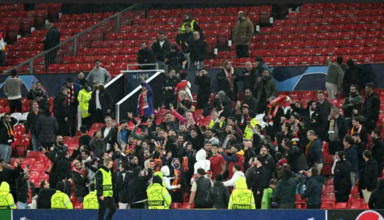 Manchester United Investigating How 1,000 Home Tickets Fell into Hands of Galatasaray Fans