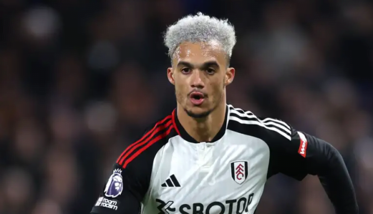 Liverpool hold talks with Fulham over move for USMNT star Antonee Robinson after losing Andy Robertson & Kostas Tsimikas to injury