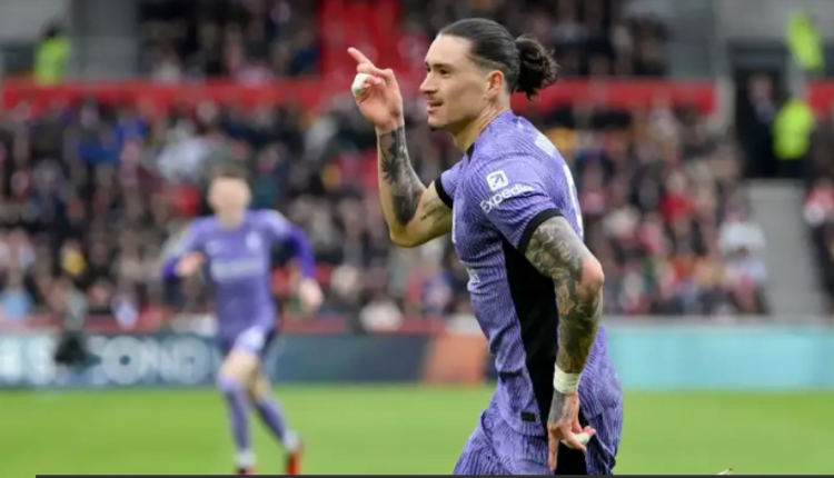 'Madness' - Michael Owen left in disbelief by Darwin Nunez's dinked Liverpool goal and says it's proof he must 'adapt his way of thinking'