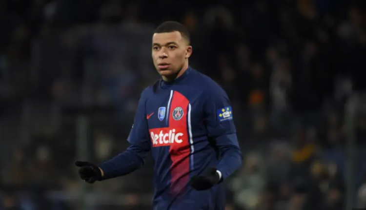 Kylian Mbappe's final Real Madrid stumbling block? Los Blancos struggling to agree financial package for PSG superstar as blockbuster transfer hits snag
