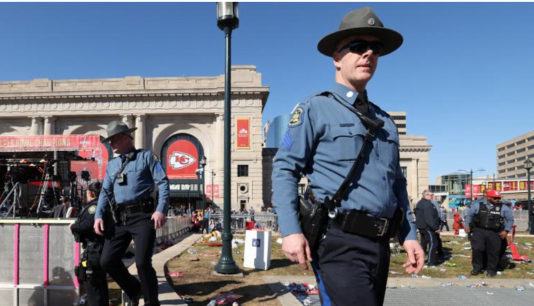 Chiefs players, NFL world respond to shooting at Kansas City Super Bowl parade