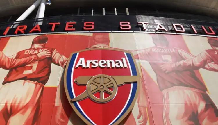 Three Arsenal Fans Connected to Ashburton Army Banned for Inappropriate Chanting at Liverpool Match