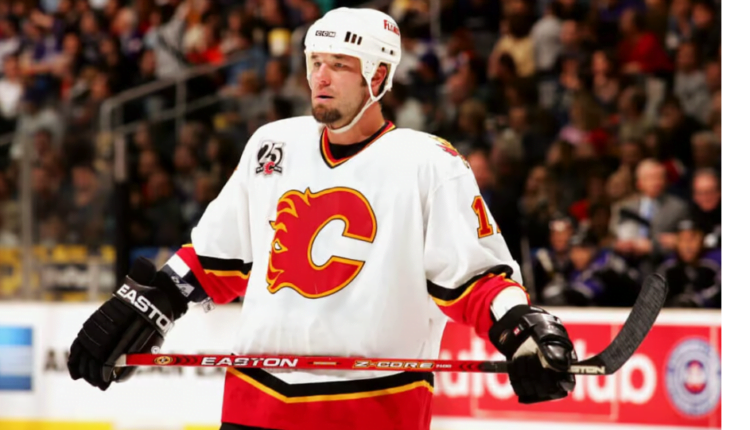 Chris Simon’s death puts spotlight on hockey and CTE: ‘The NHL is going the Big Tobacco route’