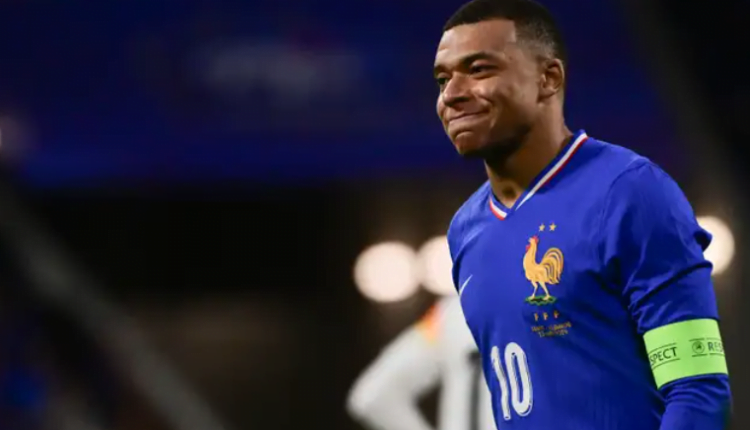 Mbappé claims no one talks about PSG future as Madrid-bound star vows Euro 2024 peace of mind