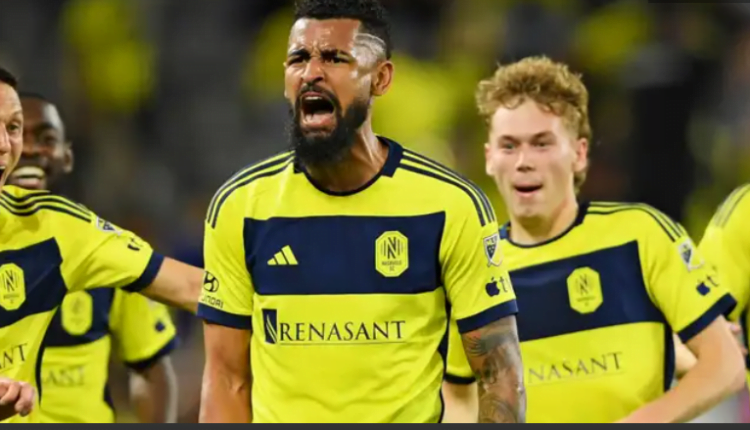 Anibal Godoy scores an outrageous bicycle kick for Nashville SC against reigning MLS Champions Columbus Crew