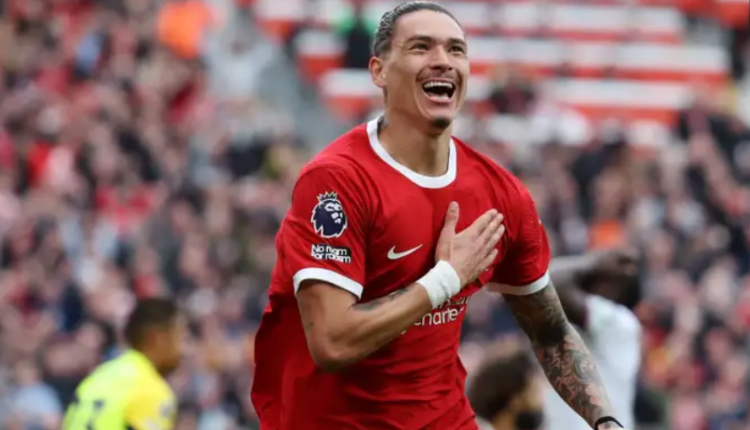 What a gift! Darwin Nunez puts Liverpool in the lead after massive blunder from Sheffield United goalkeeper Ivo Grbic