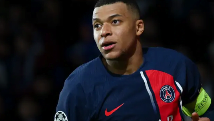 Revealed: Kylian Mbappe makes big decision on Real Madrid role as PSG superstar edges closer to long-awaited transfer