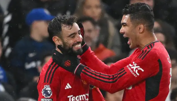 What a comeback from Man Utd! Erik ten Hag's team pull level against Chelsea after Moises Caicedo gifts Alejandro Garnacho goal and Bruno Fernandes heads in equaliser