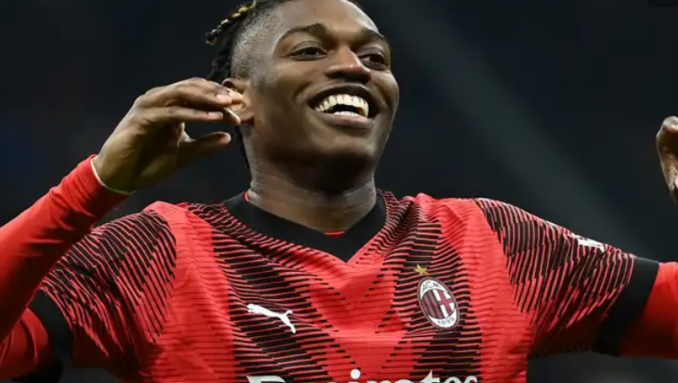 Rafael Leao brands outspoken pundit Antonio Cassano a 'clown' as ex-Real Madrid striker says Marcus Rashford & Phil Foden are better than AC Milan star