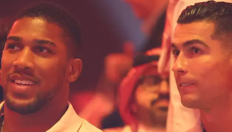 Cristiano Ronaldo and Neymar united! Al-Nassr star has a laugh with Anthony Joshua at Tyson Fury fight with Oleksandr Usyk