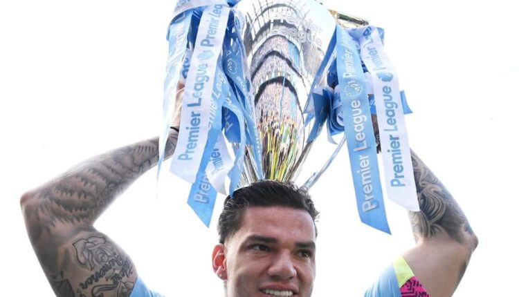 Al Nassr Submit Bid for Man City Goalkeeper Éderson 