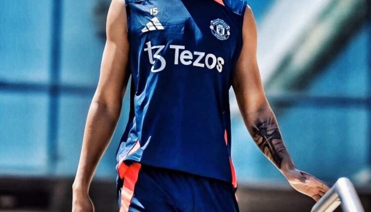 BREAKING: Manchester United Concerned Over Leny Yoro's Potential Metatarsal Fracture