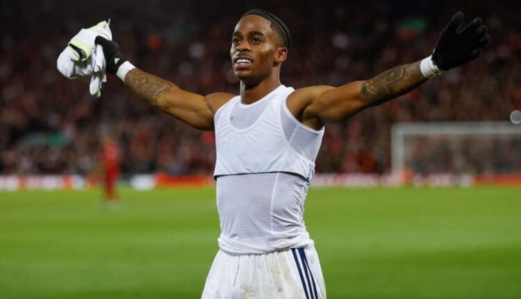 Crysencio Summerville Set for Medical Ahead of West Ham Move