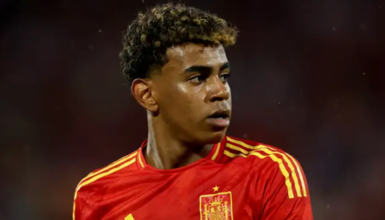 Here's a concise rewrite: "France midfielder Adrien Rabiot issues strong challenge to Lamine Yamal ahead of Euro 2024 semi-final against Spain