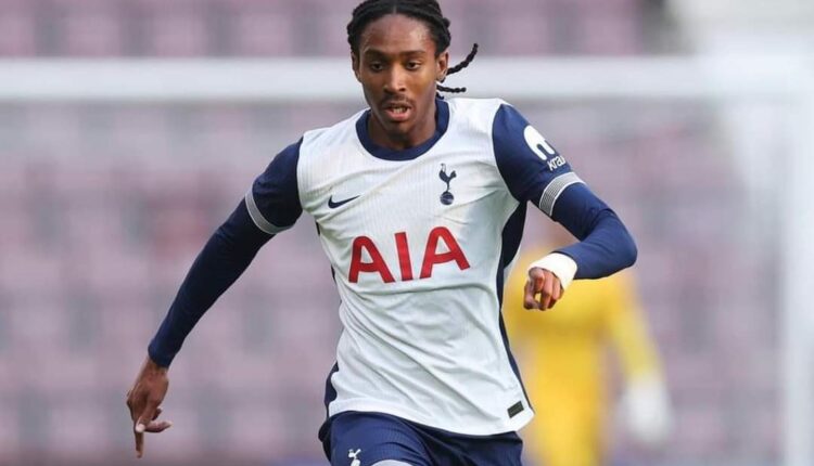 Ange Postecoglou, the new Tottenham Hotspur manager, has spoken highly of Djed Spence, emphasizing the defender's strong start to the pre-season and his fit within the team’s system. Here’s a closer look at Postecoglou’s comments and Spence’s role at Spurs.