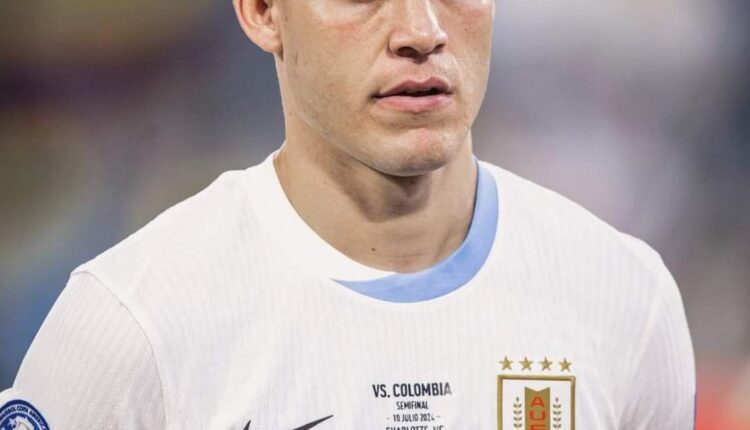 Manuel Ugarte Left Out of PSG Squad as He Pushes for Manchester United Move