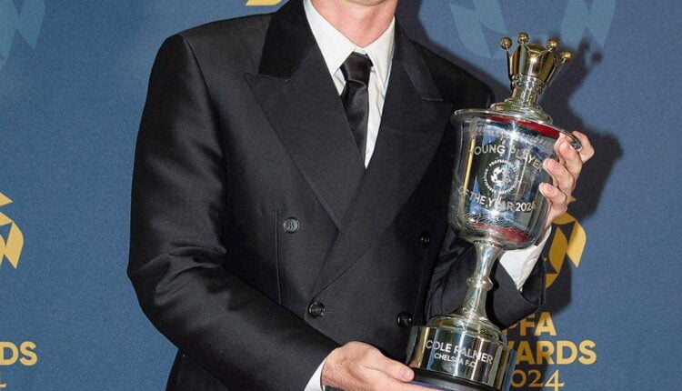 Cole Palmer Wins PFA Young Player of the Year