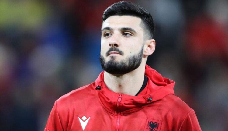 Armando Broja's proposed move to Ipswich Town has officially collapsed, with the striker now returning to Chelsea. The deal, which had been in the works for some time, is now off, putting an end to the speculation surrounding Broja's immediate future.