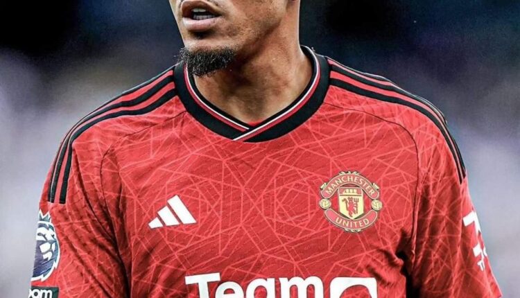 Chelsea Submit Official Bid for Jadon Sancho