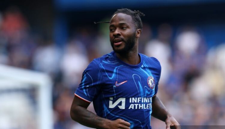 Arsenal Eyeing Raheem Sterling as Chelsea Look to Offload Winger