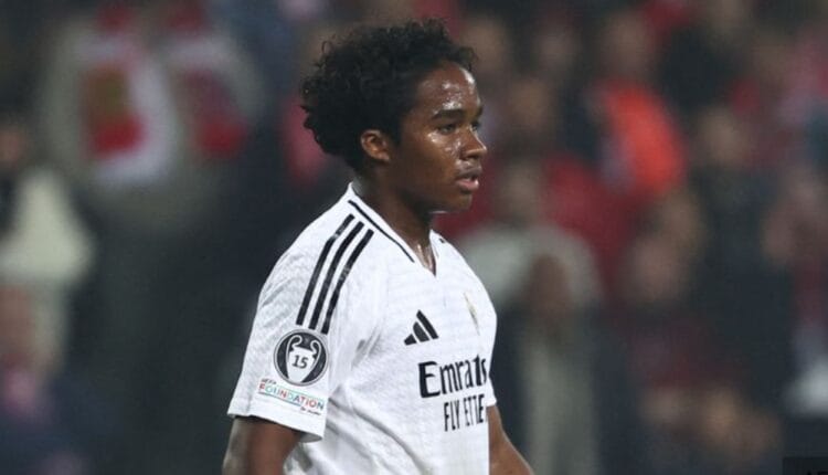 Endrick Opens Up About Handling Criticism and Focus in Football