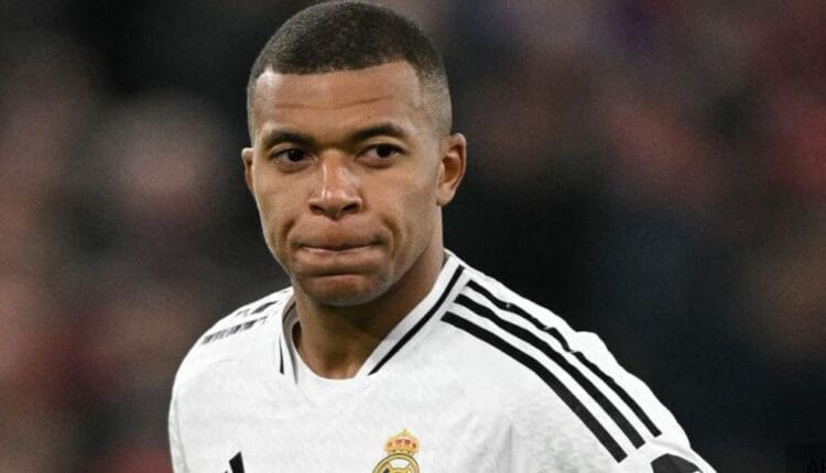 Carlo Ancelotti Defends Kylian Mbappe Amid Team Struggles