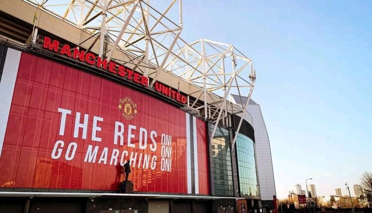 Manchester United Replaces Annual Bonus with M&S Gift Voucher