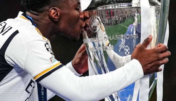 Carlo Ancelotti Praises Tchouaméni's Versatility and Impact