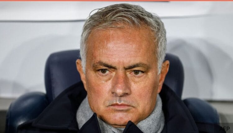 José Mourinho Stands by His Players Amid Difficult Times