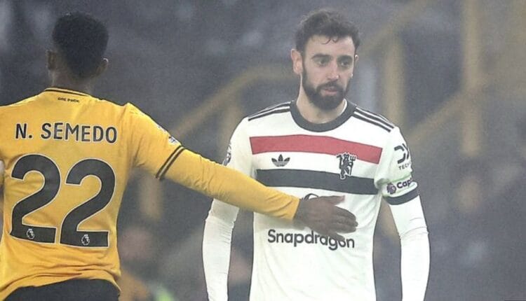 Bruno Fernandes Sent Off for Manchester United at Wolves