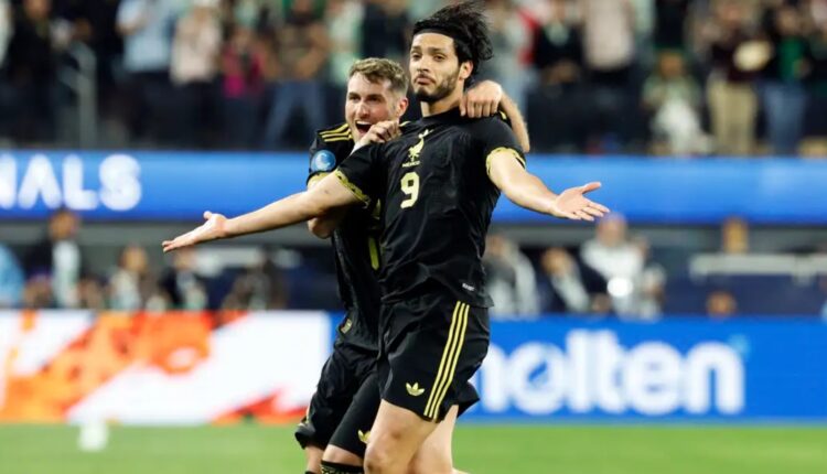 'Unfair to leave one of the two out' - Mexico boss Javier Aguirre confesses experiment of starting both Santiago Giménez and Raúl Jiménez against Canada worked