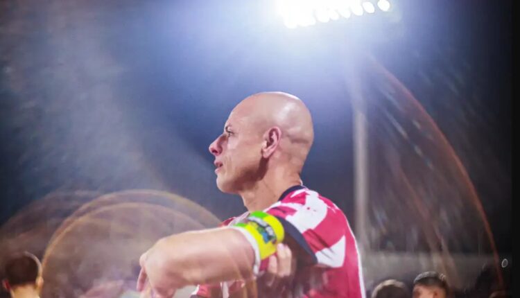 'Individual achievement is just a consequence' - Mexico great Chicharito applauds Raúl Jiménez as he closes in on goal-scoring record for El Tri